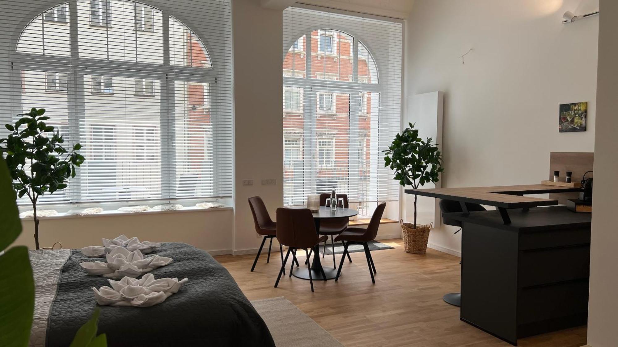 Neu! City-Loft-Apartment Im Goethe Palais I 5P I Lift I Parkplatz I Zentrum I Helios Aue  Eksteriør bilde