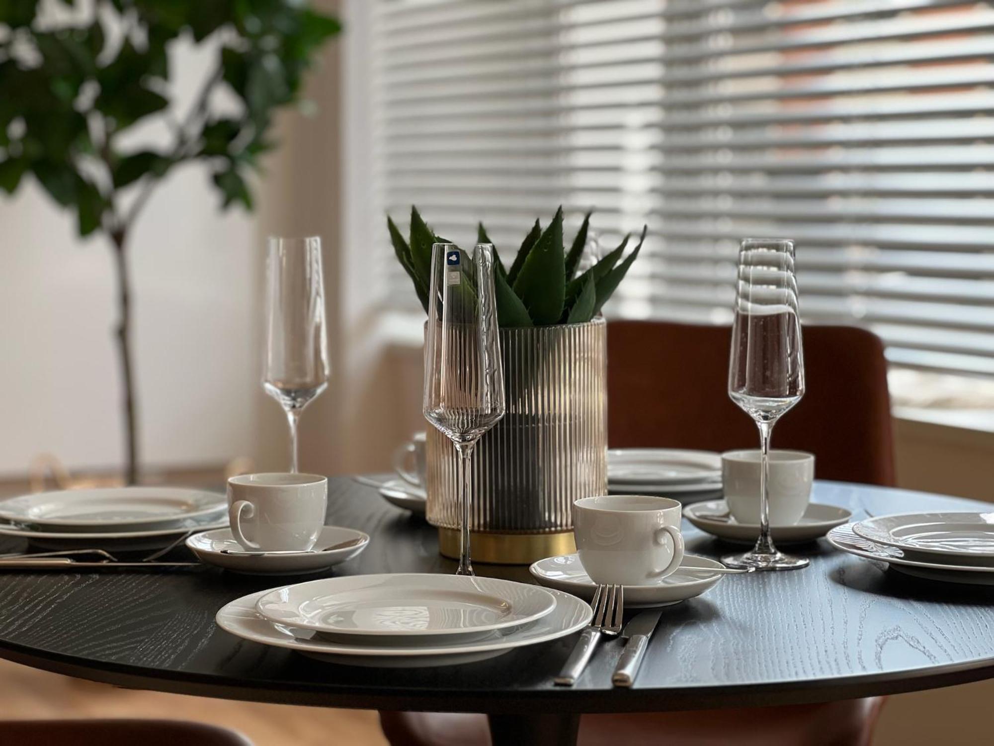 Neu! City-Loft-Apartment Im Goethe Palais I 5P I Lift I Parkplatz I Zentrum I Helios Aue  Eksteriør bilde